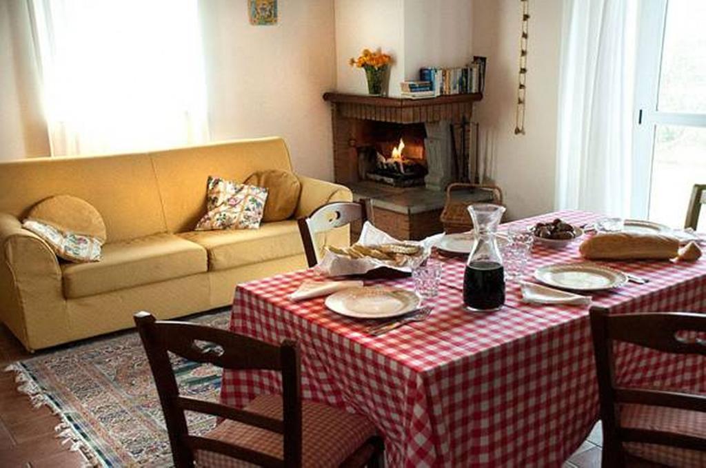 Il Poggio Delle Ginestre Guest House Torgiano Ngoại thất bức ảnh