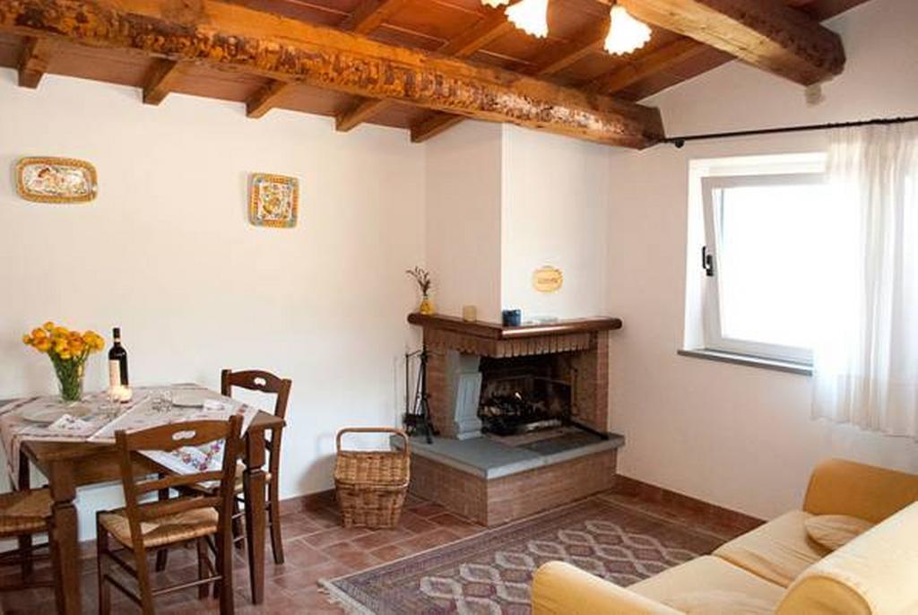 Il Poggio Delle Ginestre Guest House Torgiano Ngoại thất bức ảnh