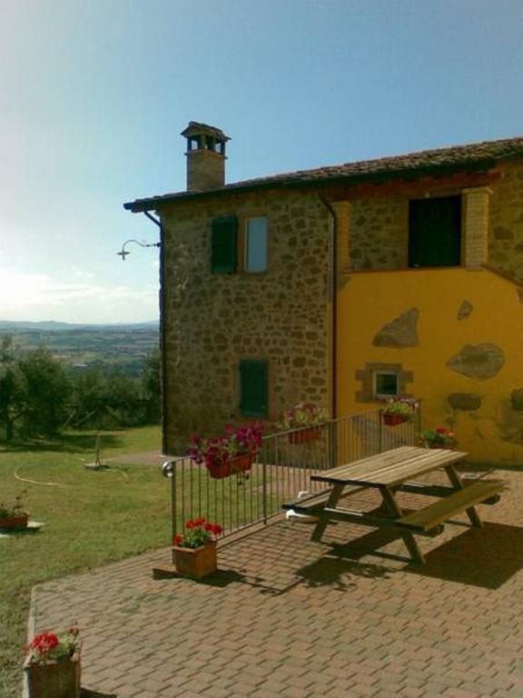 Il Poggio Delle Ginestre Guest House Torgiano Ngoại thất bức ảnh