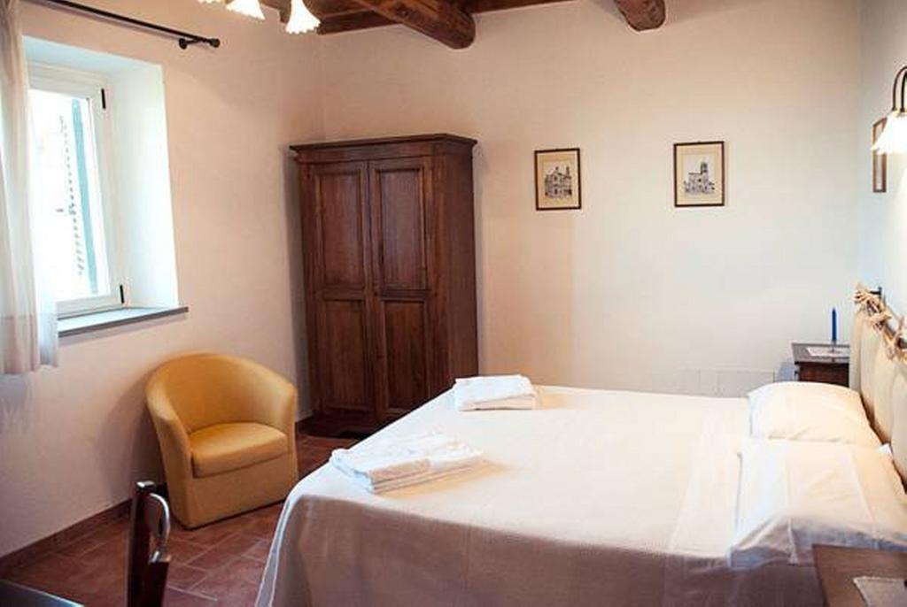 Il Poggio Delle Ginestre Guest House Torgiano Ngoại thất bức ảnh